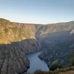Casa Da Canella - En La Ribeira Sacra Tatil Evi *