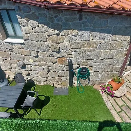Casa Da Canella - En La Ribeira Sacra Holiday home *