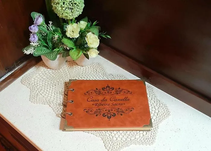 度假居 Casa Da Canella - En La Ribeira Sacra 奥伦塞