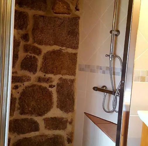 Casa Da Canella - En La Ribeira Sacra 奥伦塞